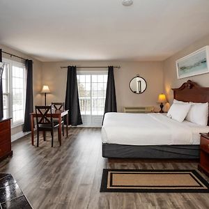 King Room Spa Bath